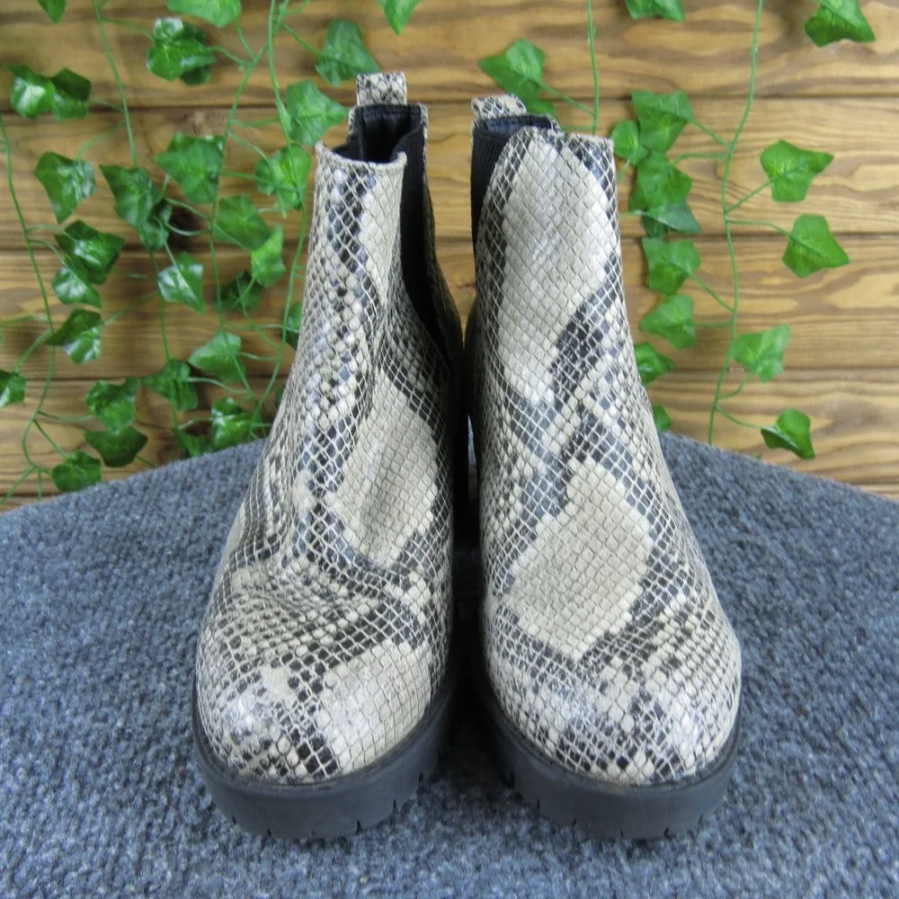 MIA Jody Snakeskin Print Lug Sole Chelsea‎ Ankle Women's Size 6M Heel Booties